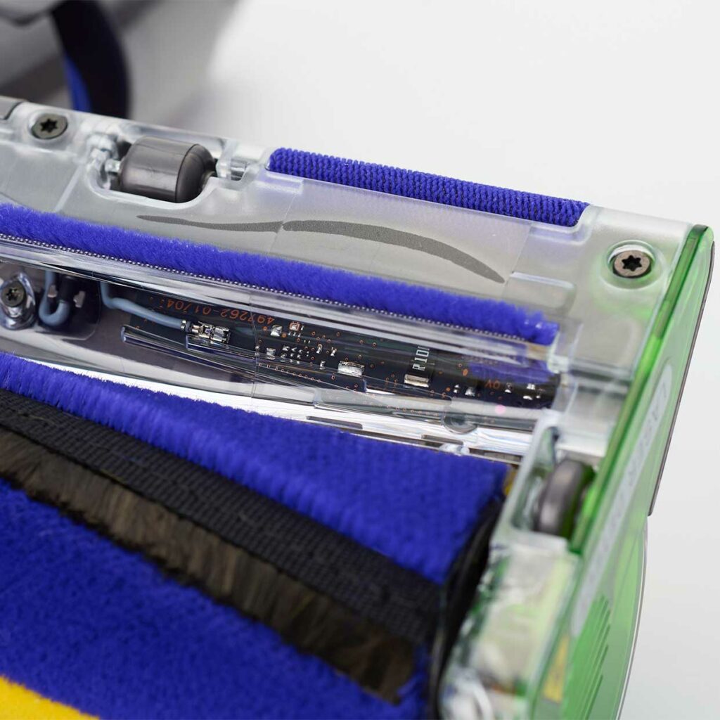 ゴミを可視化！ Laser Slim Fluffy™クリーナーヘッドの秘密