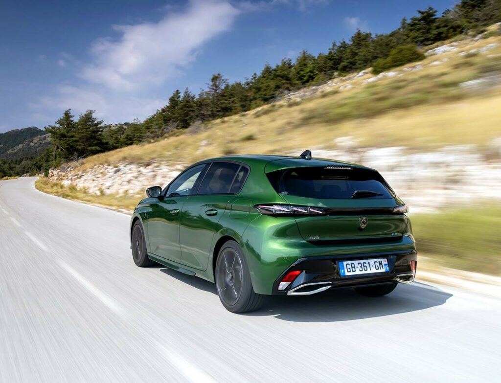 Peugeot 308 Hybrid 2022: The best compact car now