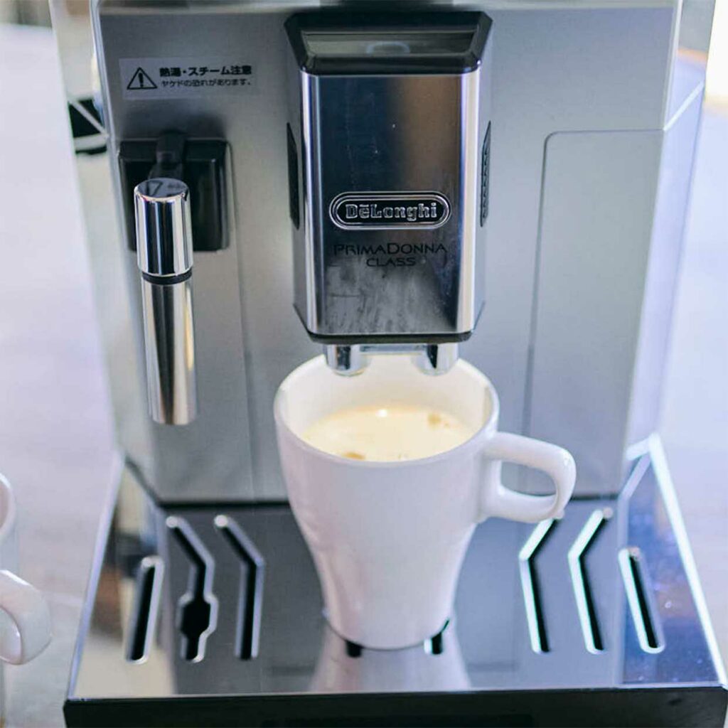 コーヒーメーカーの本当の意味での「全自動」を実現したデロンギ