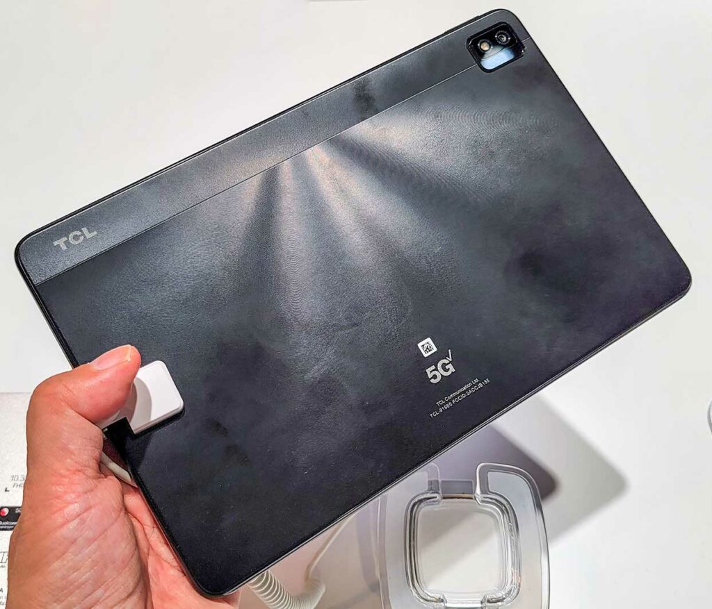 折りたたみや爆速5Gスマホが世界有数のテレビメーカー「TCL」から登場